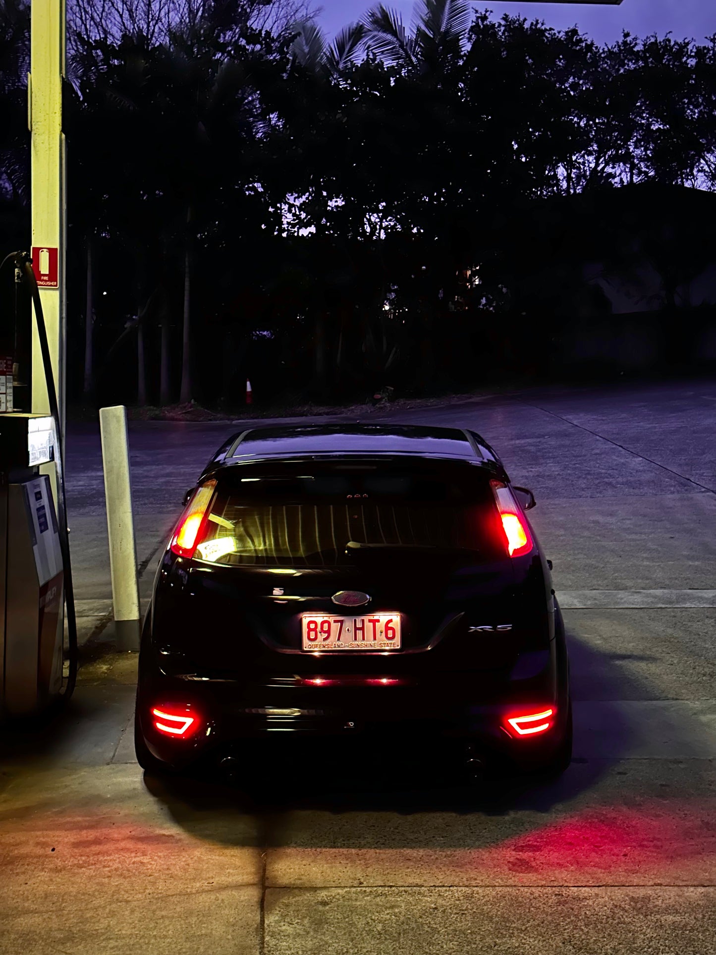 XR5 / MK2 RS Rear Lower LED Tinted Foglight Kit