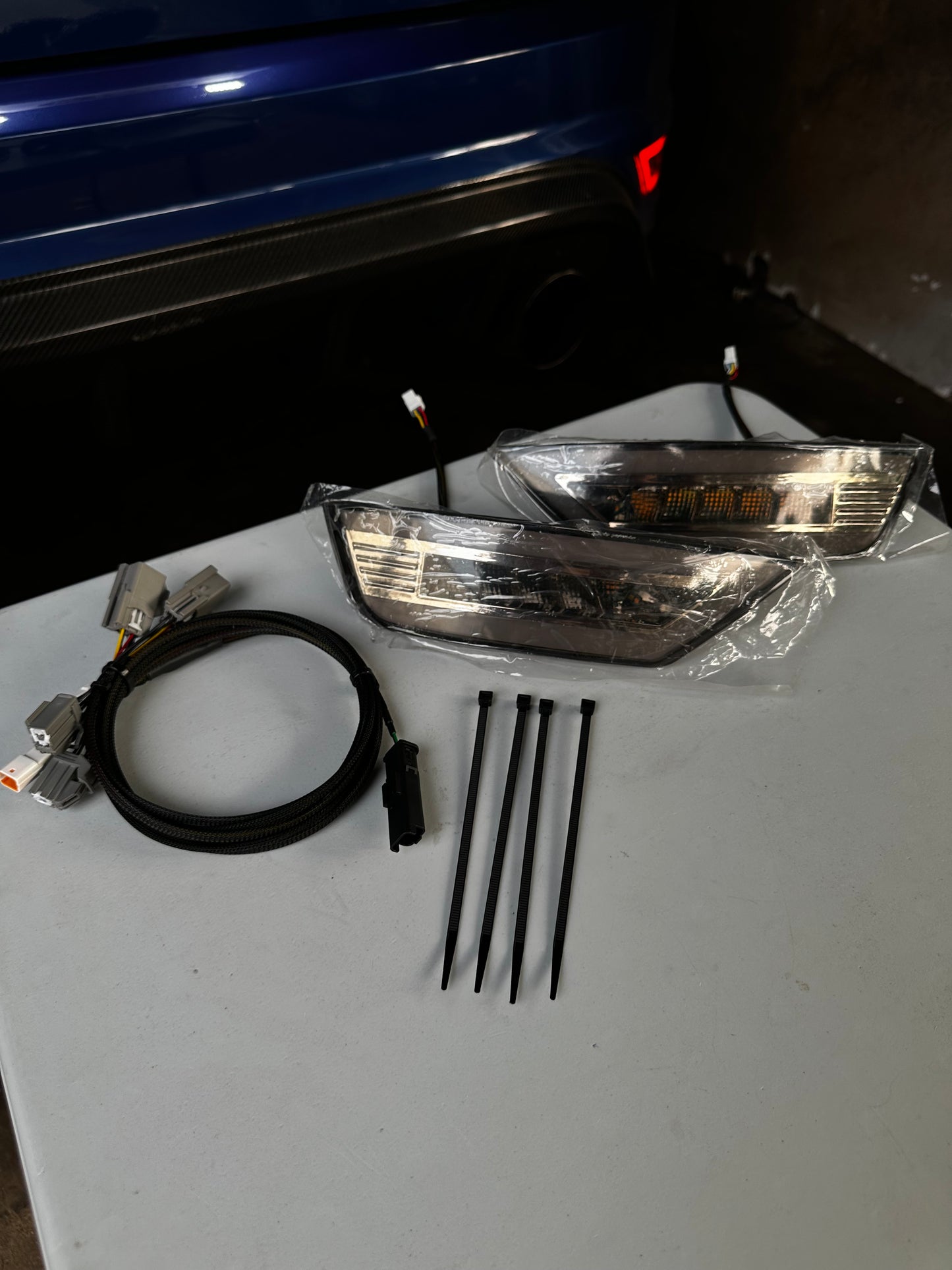 XR5 / MK2 RS Rear Lower LED Tinted Foglight Kit